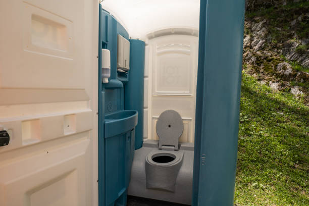 Best Portable toilet rental cost  in Ephrata, WA